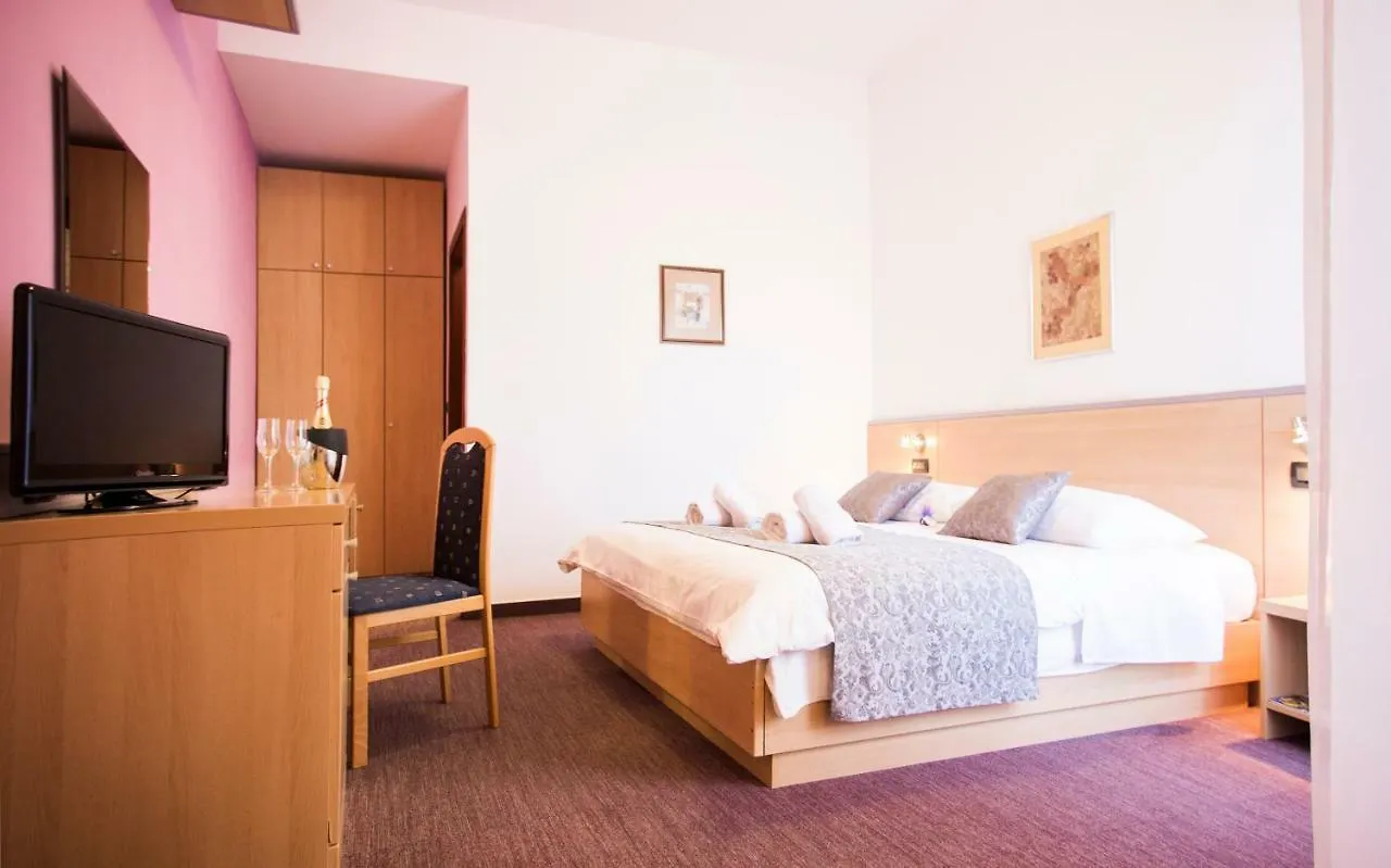 Hotel More سبليت